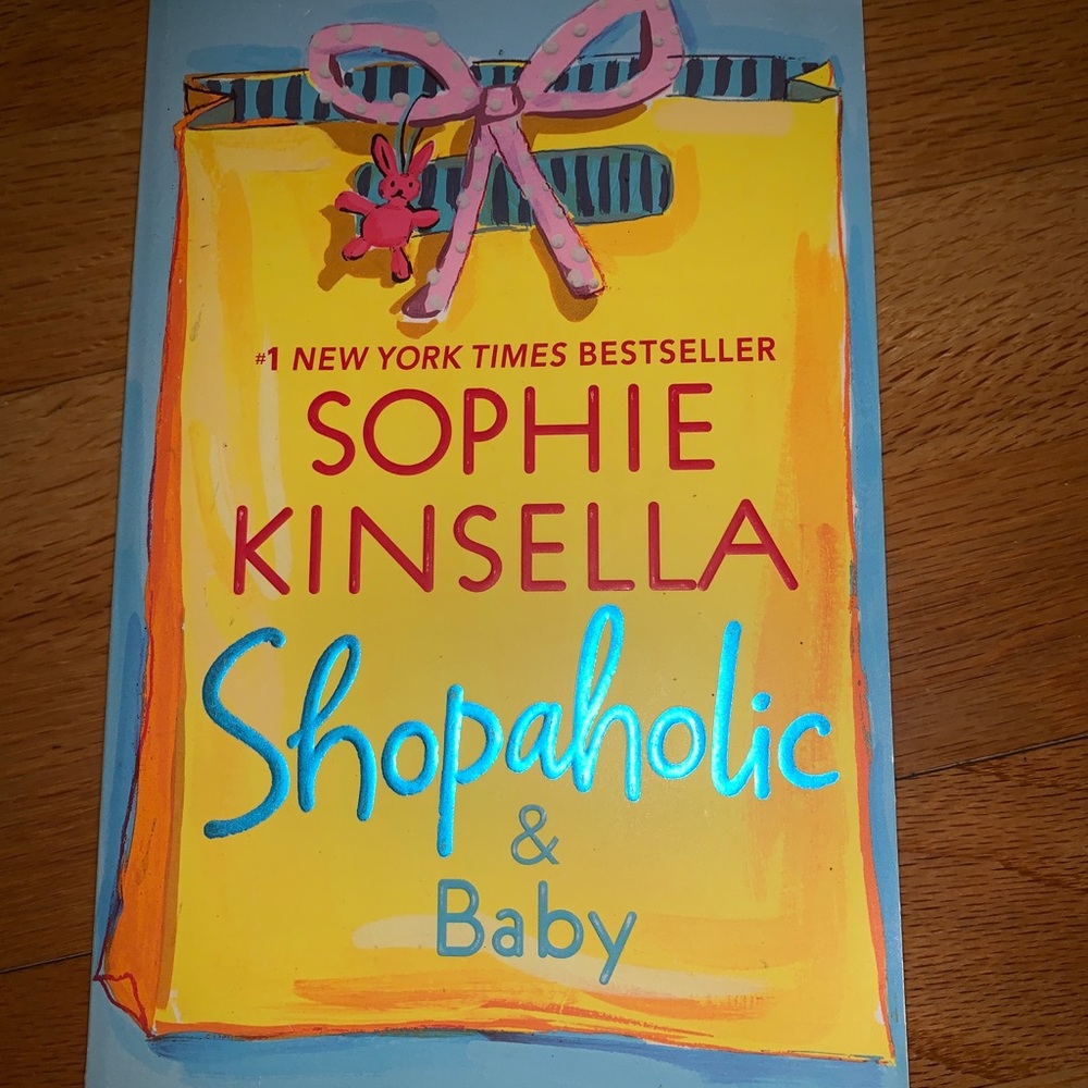 Shopaholic and baby. Book